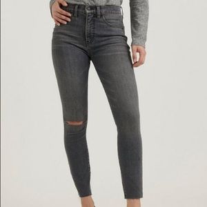 Lucky Brand High Rise Skinny Jean